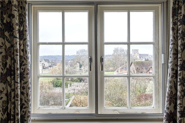 2 bedroom house, Chesil Street, Winchester SO23 - Available