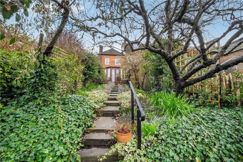 2 bedroom house, Chesil Street, Winchester SO23 - Available