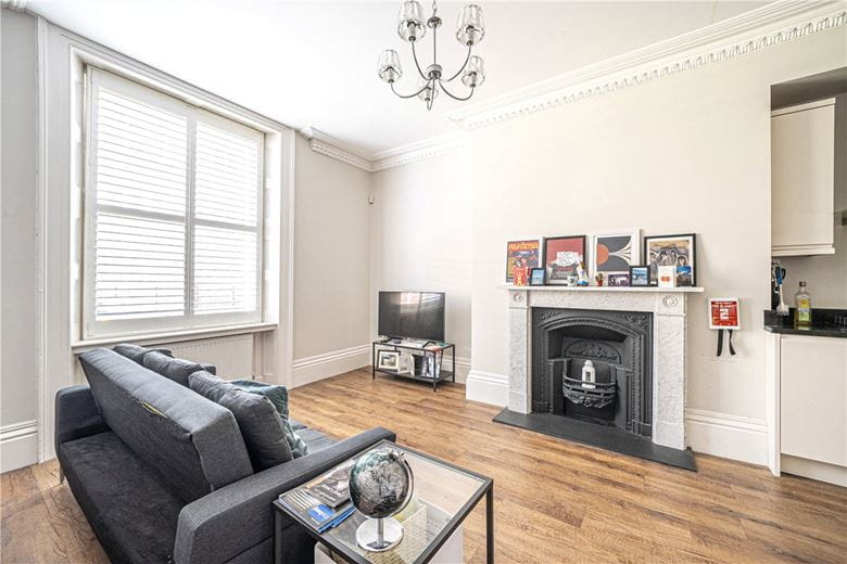 1 bedroom flat, St. Peter Street, Winchester SO23 - Available