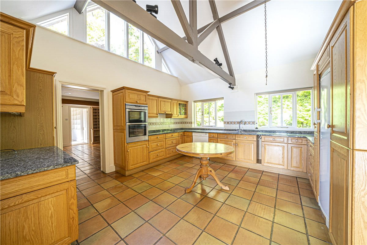 4 bedroom house, Leckford, Stockbridge SO20 - Available