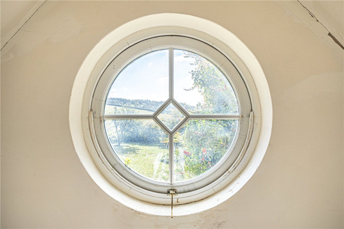 4 bedroom house, Leckford, Stockbridge SO20 - Available