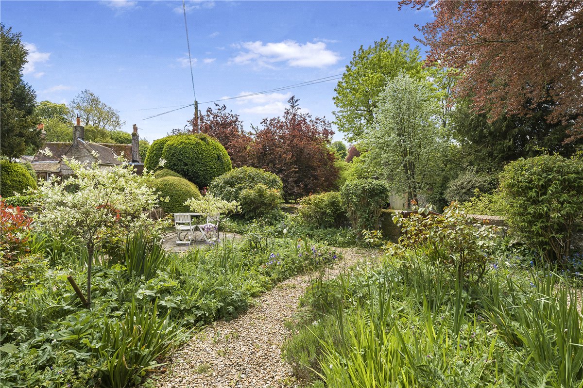 3 bedroom house, West Meon, Petersfield GU32 - Available