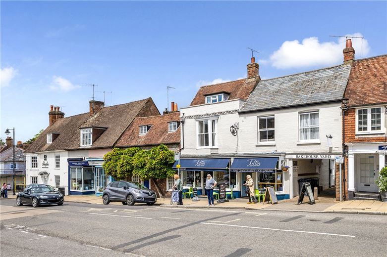 2 bedroom house, The Dean, Alresford SO24 - Available