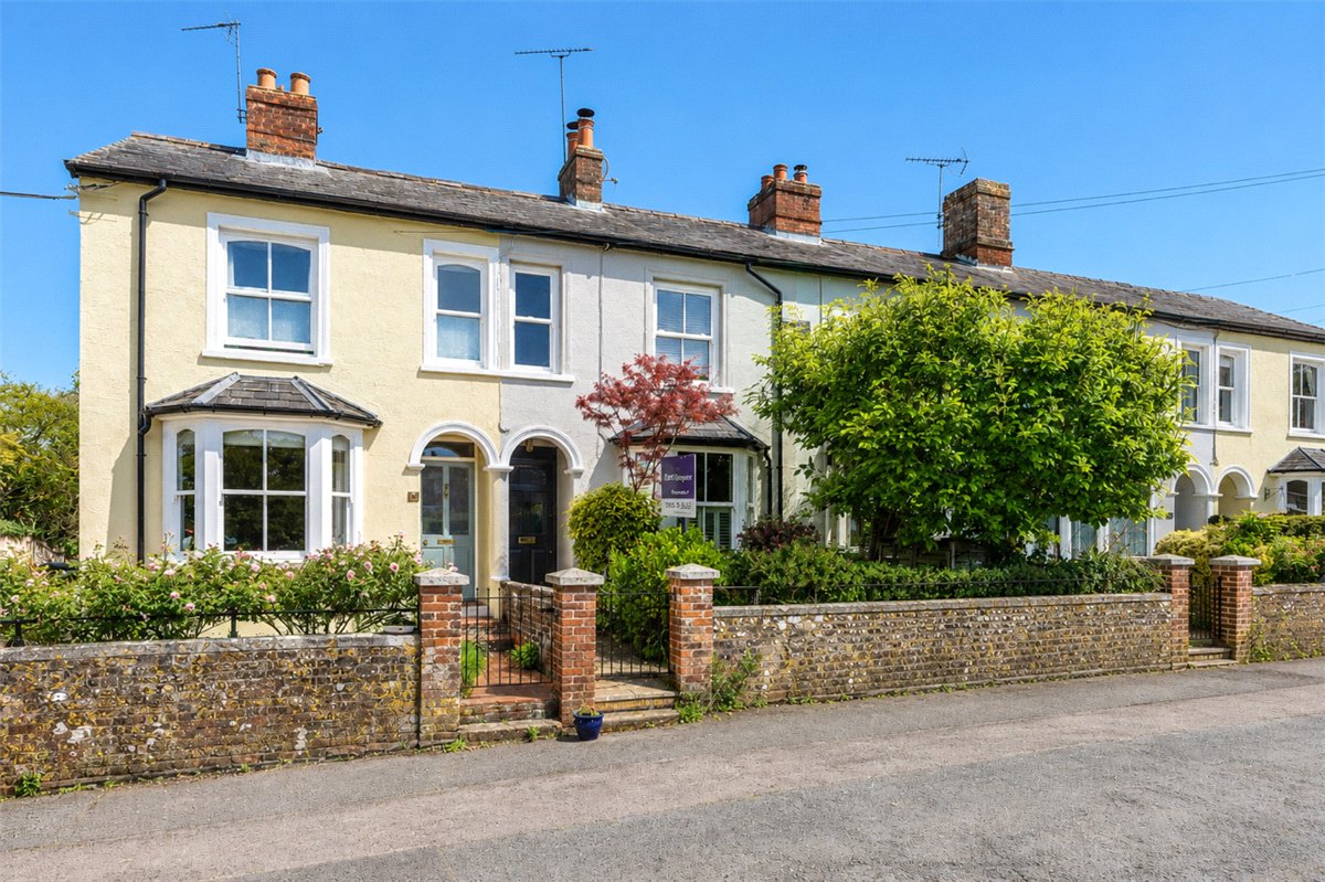 2 bedroom house, The Dean, Alresford SO24 - Available
