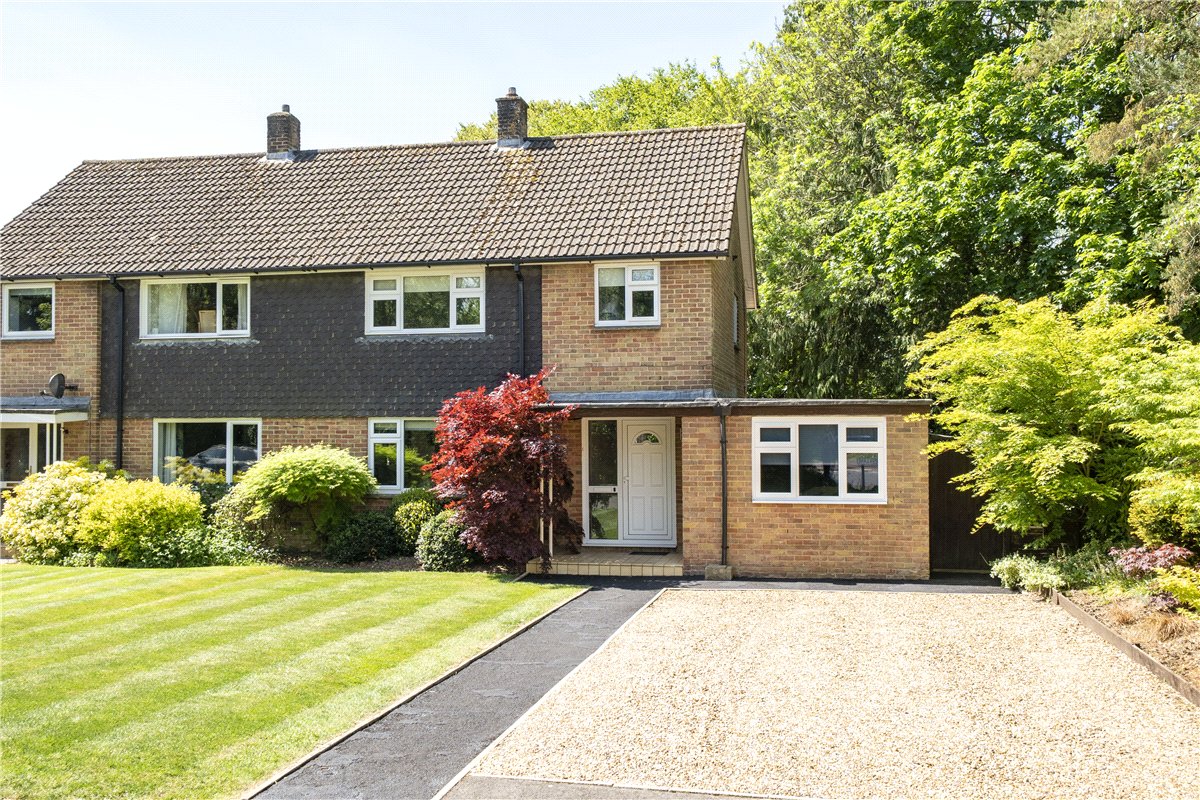 3 bedroom house, Dances Lane, Whitchurch RG28 - Sold STC