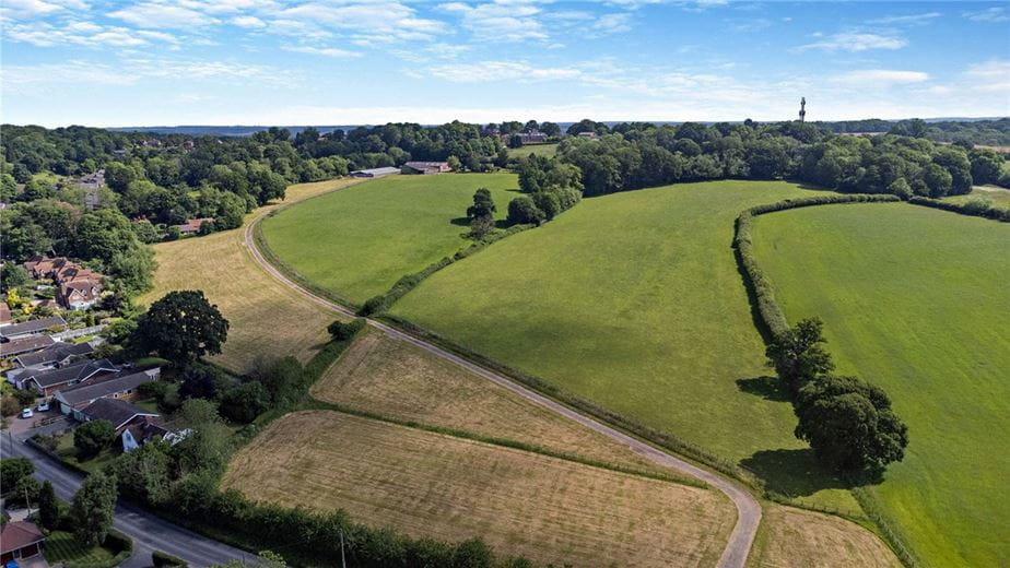 41.8 acres Bungalow, The Ridge, Cold Ash RG18 - Sold