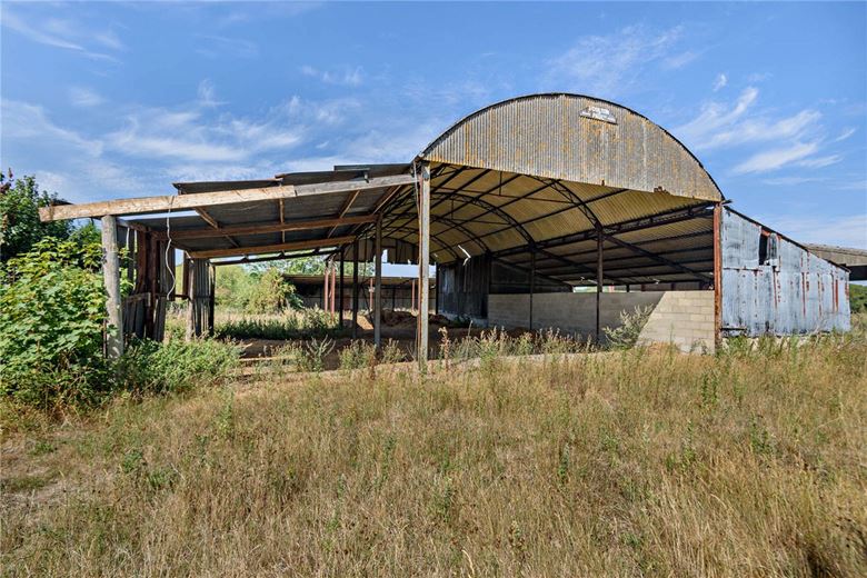 22.4 acres Land, Buscot Road, Bradfield Southend RG7 - Available