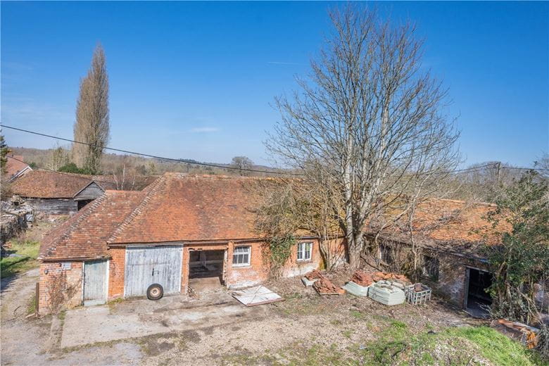 80.4 acres House, Church Road, Aldermaston RG7 - Sold STC