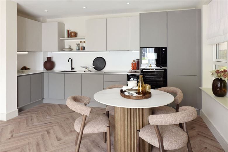 2 bedroom flat, London Square Wandsworth Common, Springfield Drive SW17 - Available