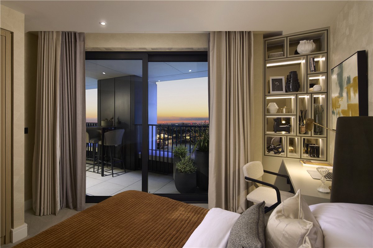 2 bedroom flat, London Square Nine Elms, Ponton Road SW11 - Available