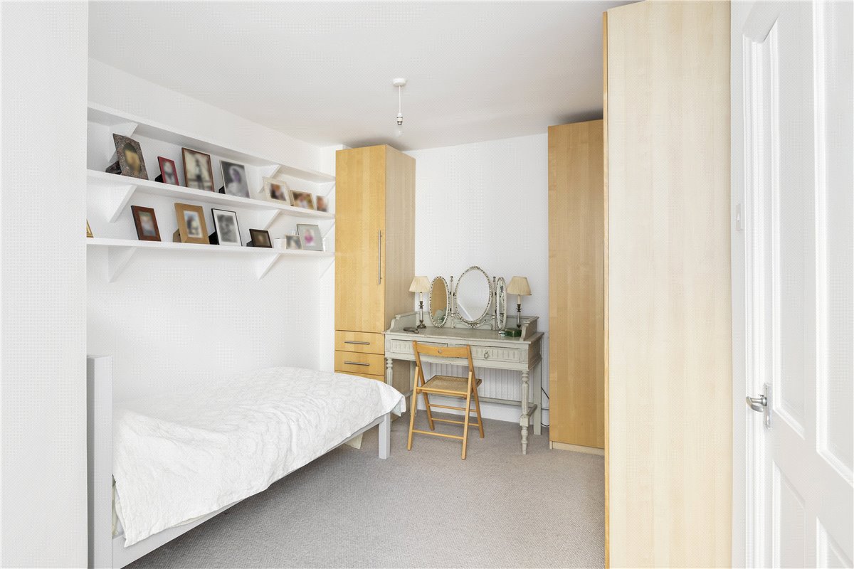 2 bedroom house, Wiseton Road, Wandsworth SW17 - Available