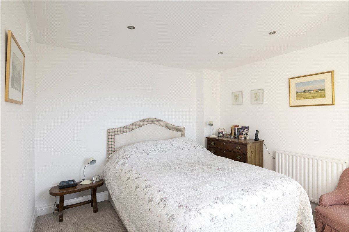 2 bedroom house, Wiseton Road, Wandsworth SW17 - Available