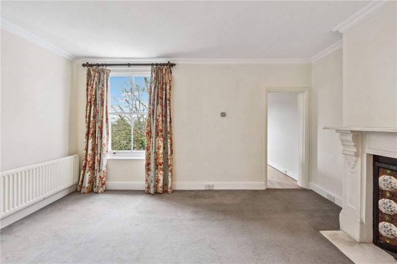 1 bedroom flat, Brodrick Road, Wandsworth Common SW17 - Sold