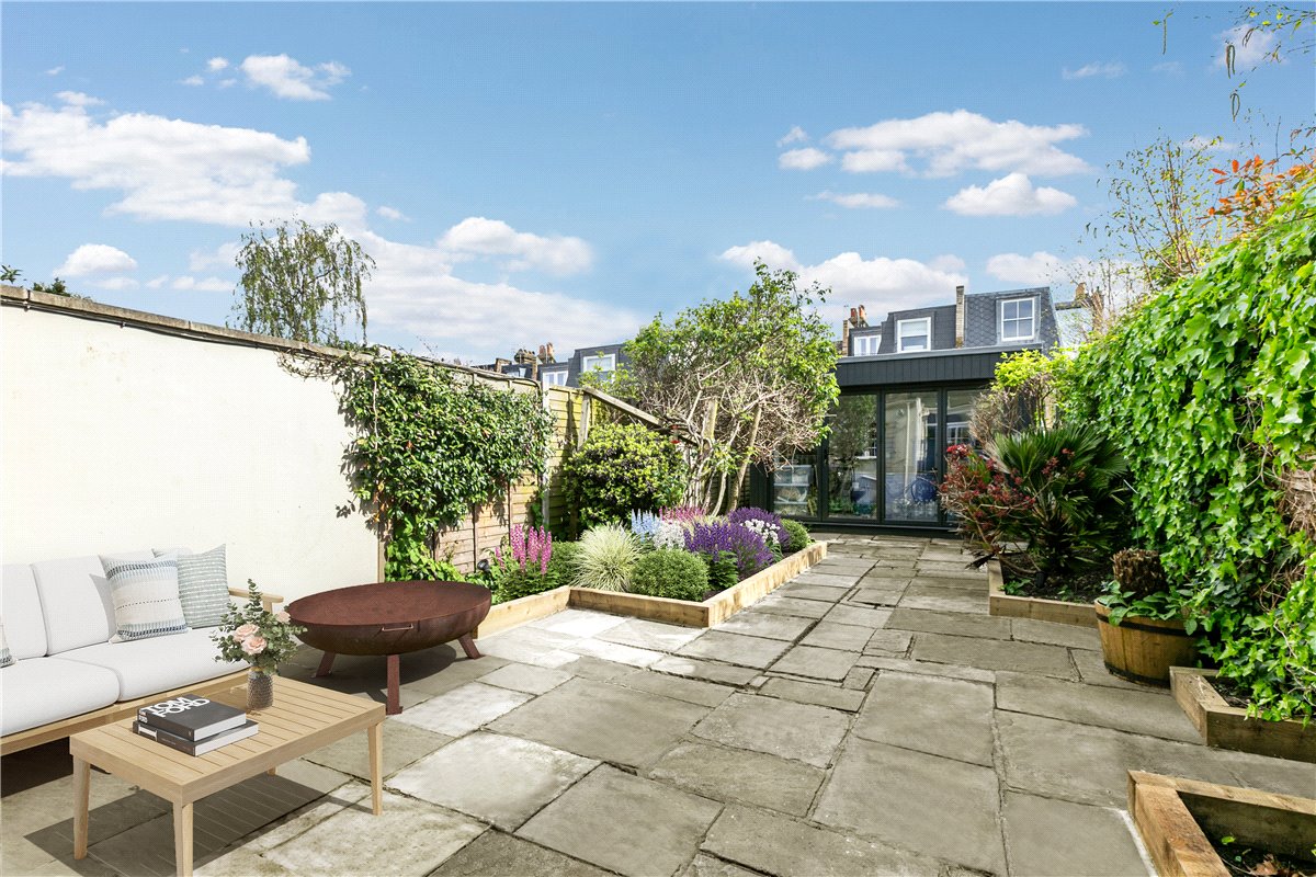 3 bedroom house, Wiseton Road, London SW17 - Sold