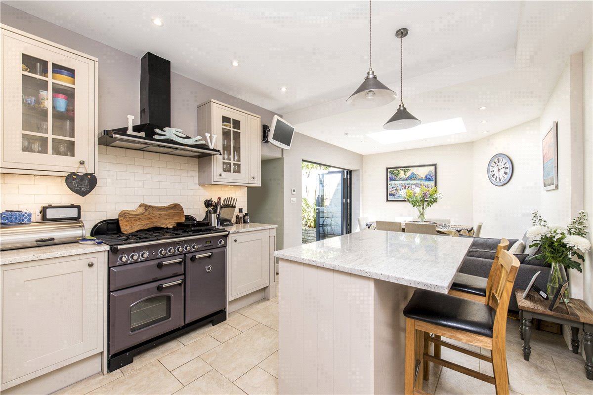 4 bedroom , St. James's Drive, Wandsworth Common SW17 - Sold