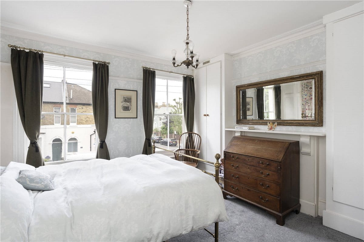 3 bedroom house, Bellevue Village, Wandsworth Common SW17 - Available