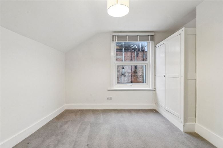 2 bedroom flat, Glenelg Road, London SW2 - Available