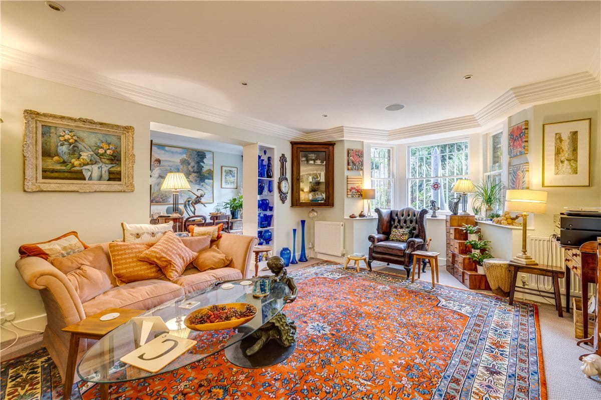 2 bedroom flat, Wandle Road, London SW17 - Sold STC