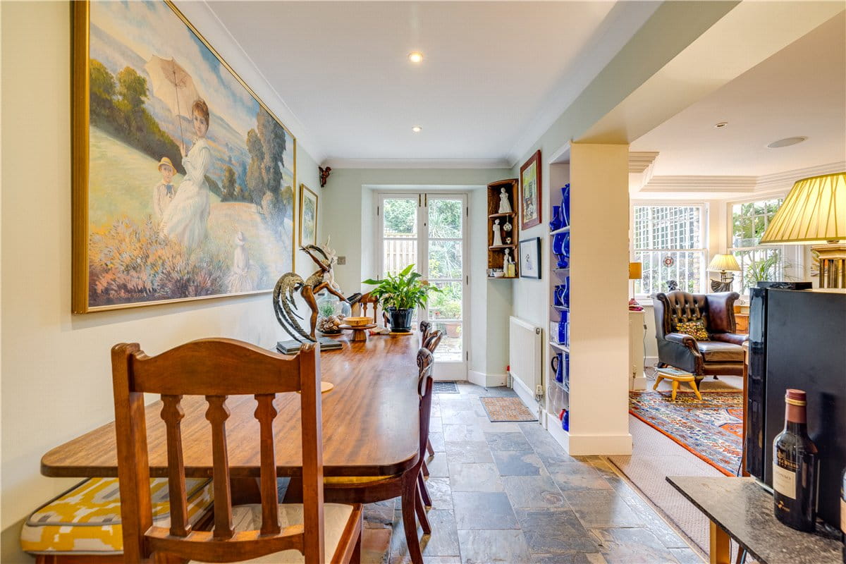 2 bedroom flat, Wandle Road, London SW17 - Sold STC