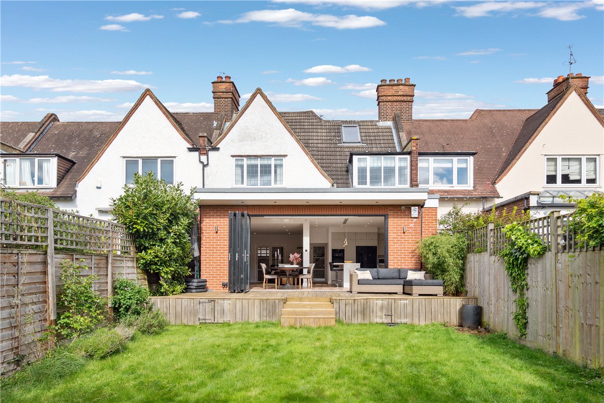 4 bedroom house, Ellerton Road, London SW18 - Sold