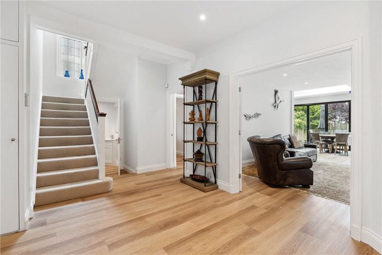 4 bedroom house, Ellerton Road, London SW18 - Sold STC