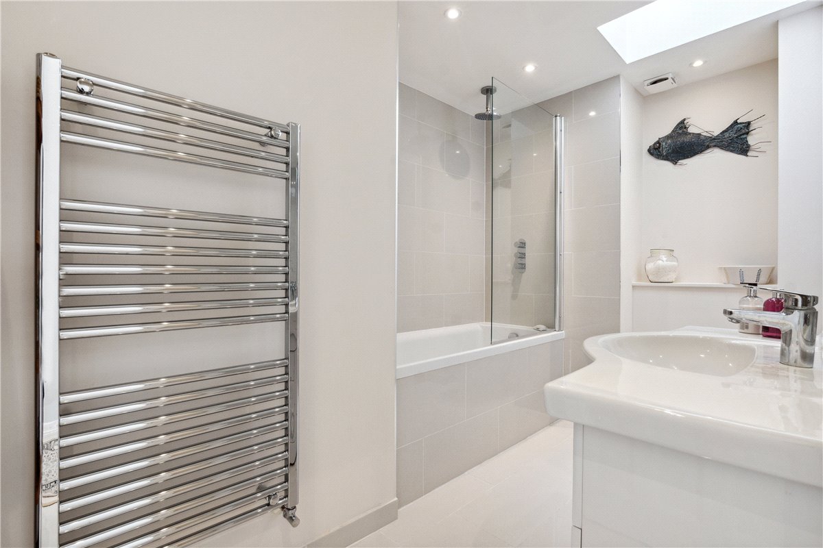 4 bedroom house, Ellerton Road, London SW18 - Sold