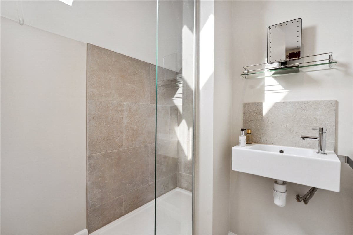 4 bedroom house, Ellerton Road, London SW18 - Sold