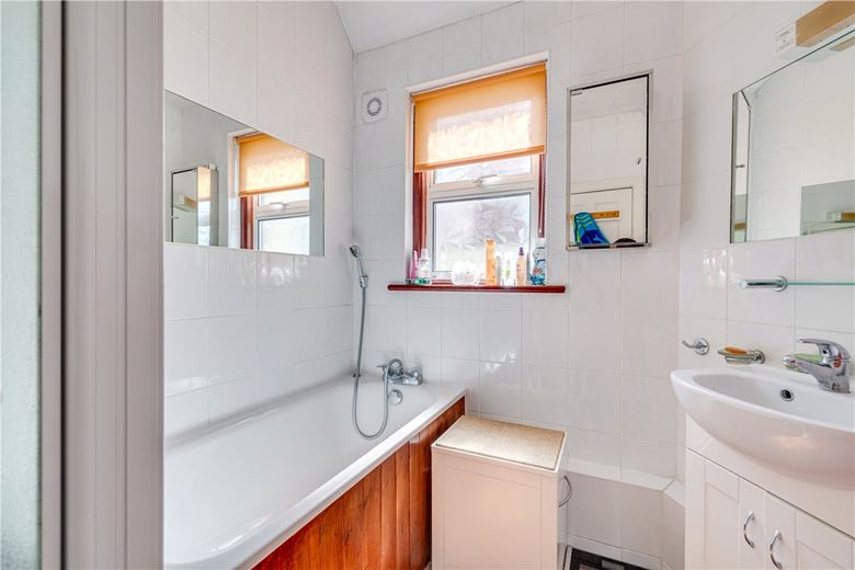 4 bedroom house, Frewin Road, London SW18 - Sold