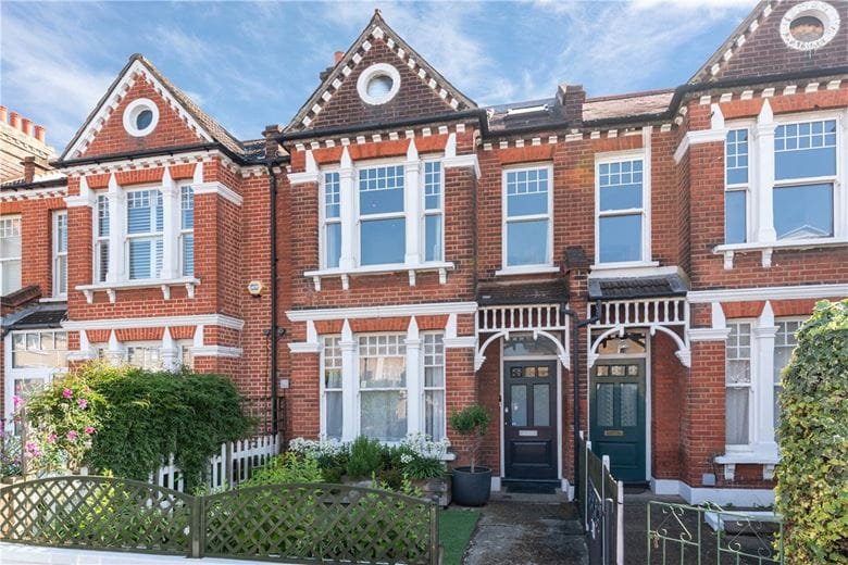 2 bedroom flat, Beechcroft Road, London SW17 - Sold