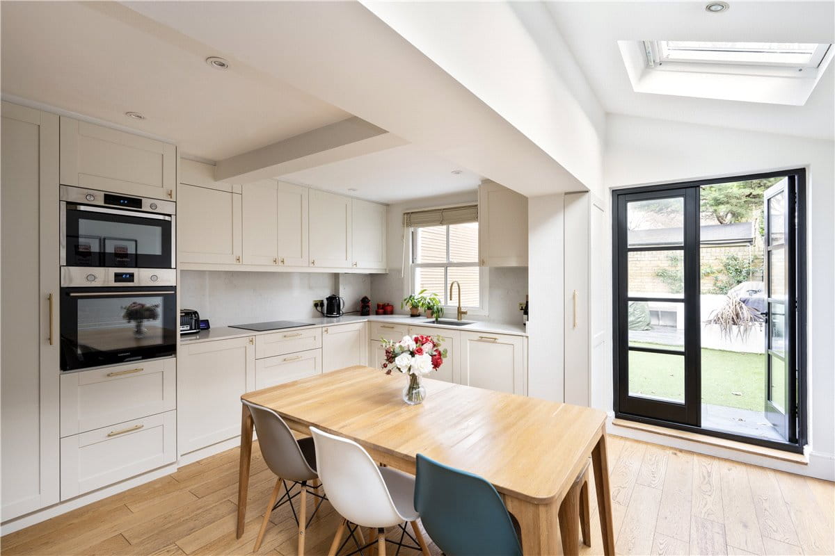 4 bedroom house, Beechcroft Road, London SW17 - Sold