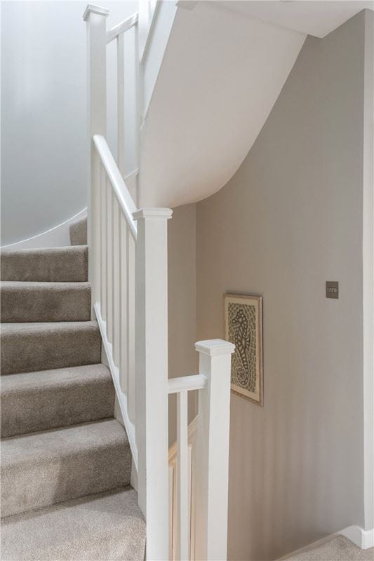 5 bedroom house, Magdalen Road, London SW18 - Available