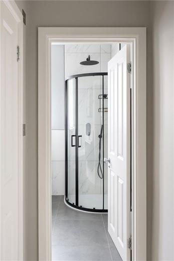 5 bedroom house, Magdalen Road, London SW18 - Available