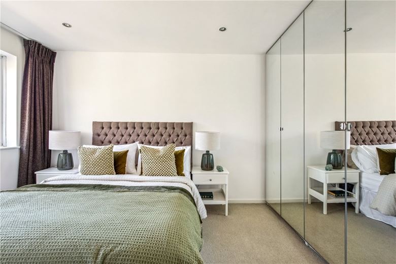 1 bedroom house, St. Anthony's Close, College Gardens SW17 - Sold