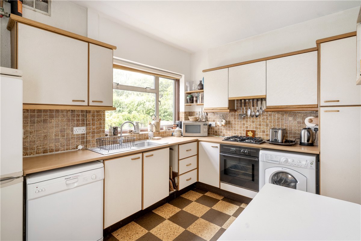 6 bedroom house, Sandgate Lane, London SW18 - Sold