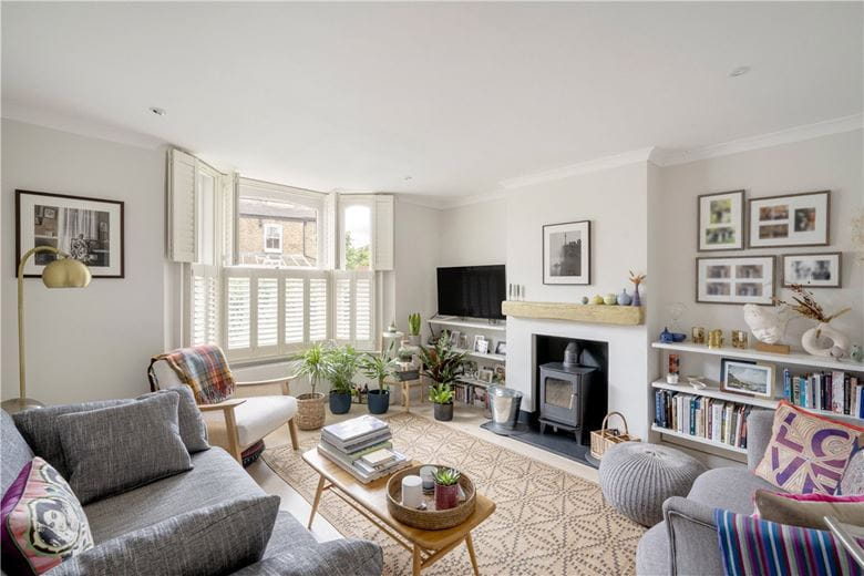 2 bedroom house, Nottingham Road, London SW17 - Sold STC