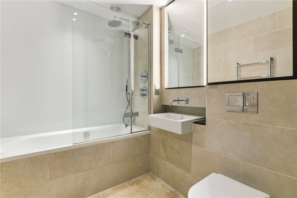 3 bedroom flat, Dray House, RAM Quarter SW18 - Available