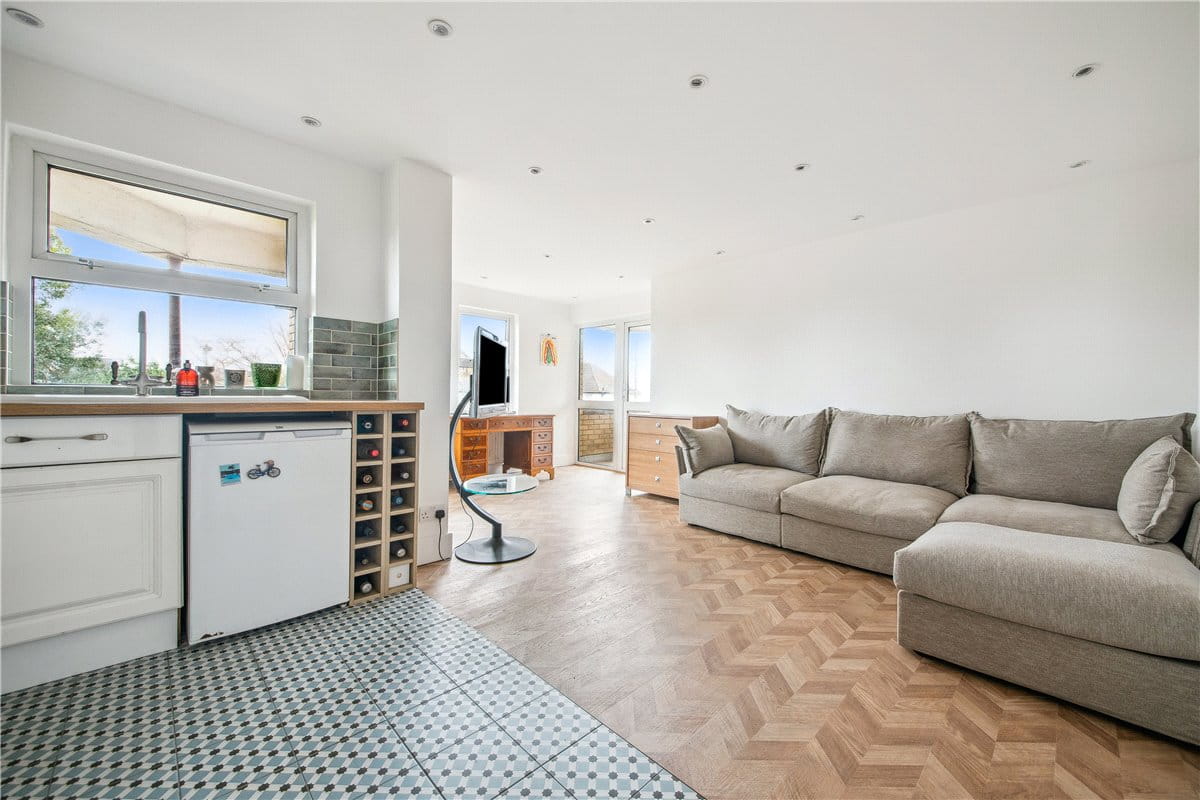1 bedroom flat, Bedford Hill, Balham SW12 - Sold