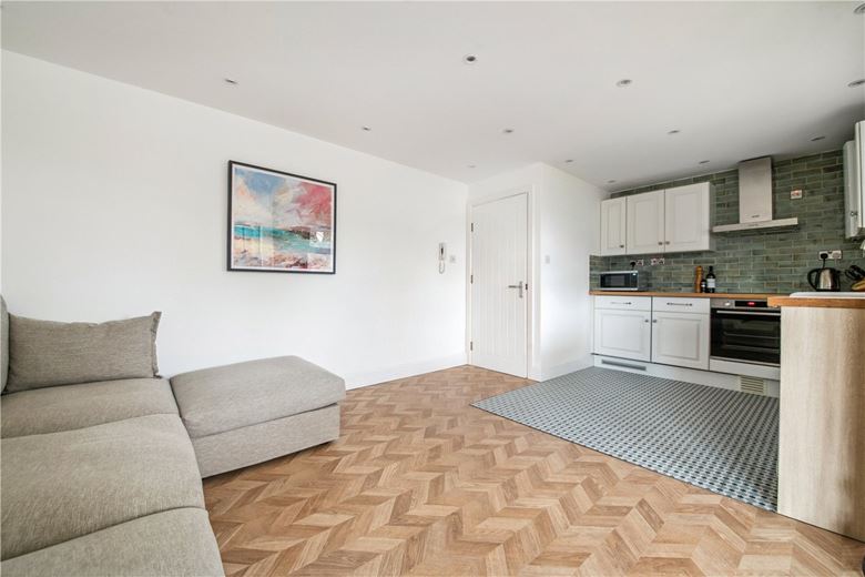 1 bedroom flat, Bedford Hill, Balham SW12 - Sold
