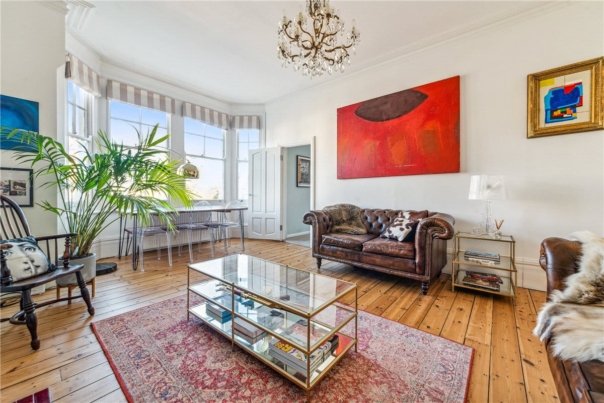 2 bedroom flat, Mayford Road, London SW12 - Sold