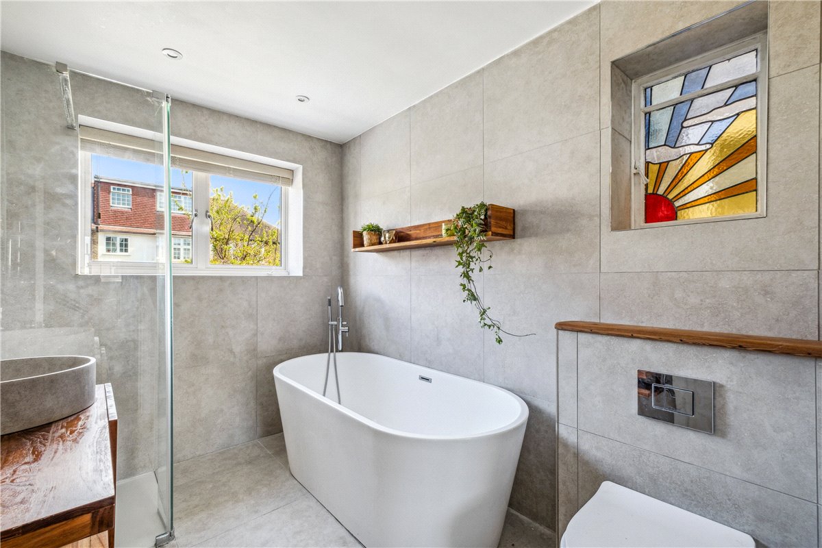 4 bedroom house, Marham Gardens, London SW18 - Sold