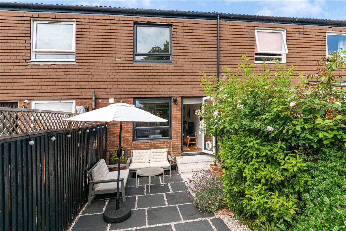 3 bedroom house, Singleton Close, London SW17 - Sold STC