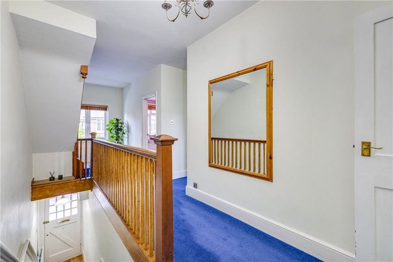 4 bedroom maisonette, Strickland Row, Wandsworth Common SW18 - Available