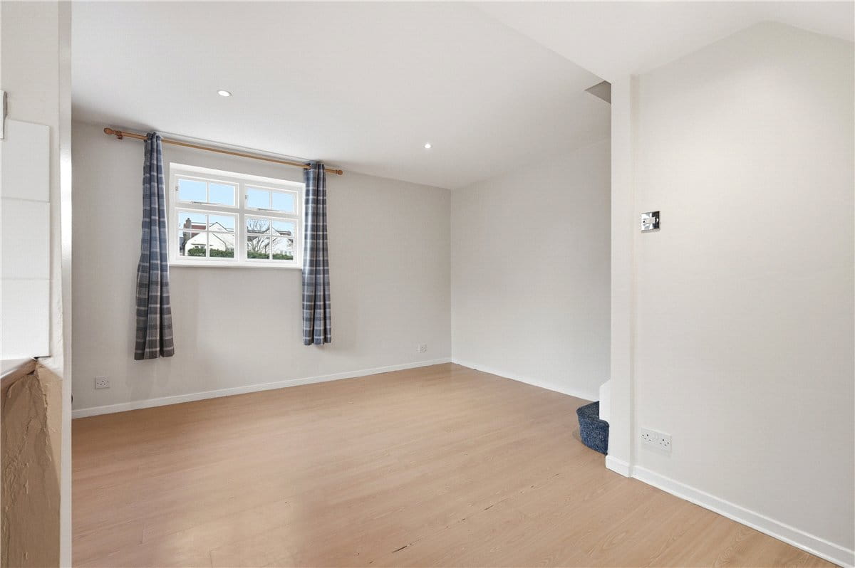 1 bedroom house, Ashdown Way, Balham SW17 - Sold STC