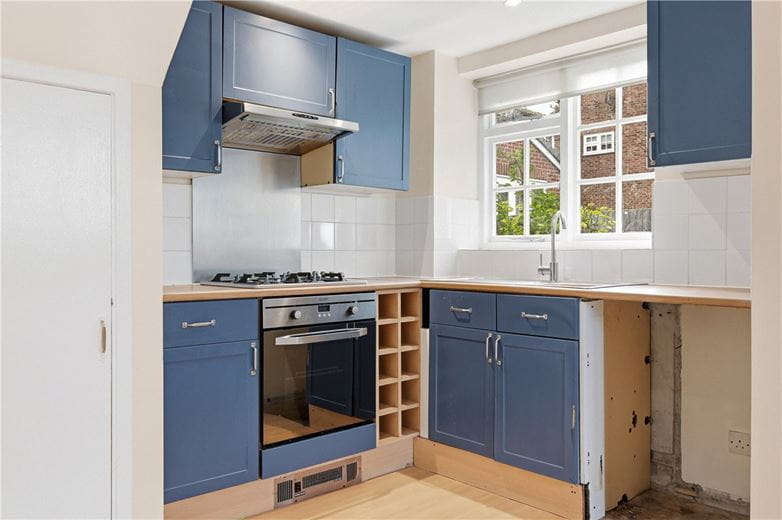 1 bedroom house, Ashdown Way, Balham SW17 - Sold STC