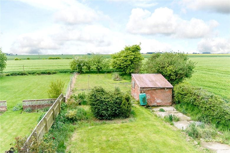 2 bedroom cottage, Channel Road, Sunk Island HU12 - Sold