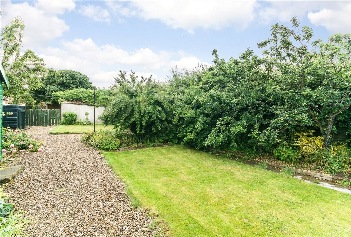 3 bedroom cottage, Main Street, Swine HU11 - Sold