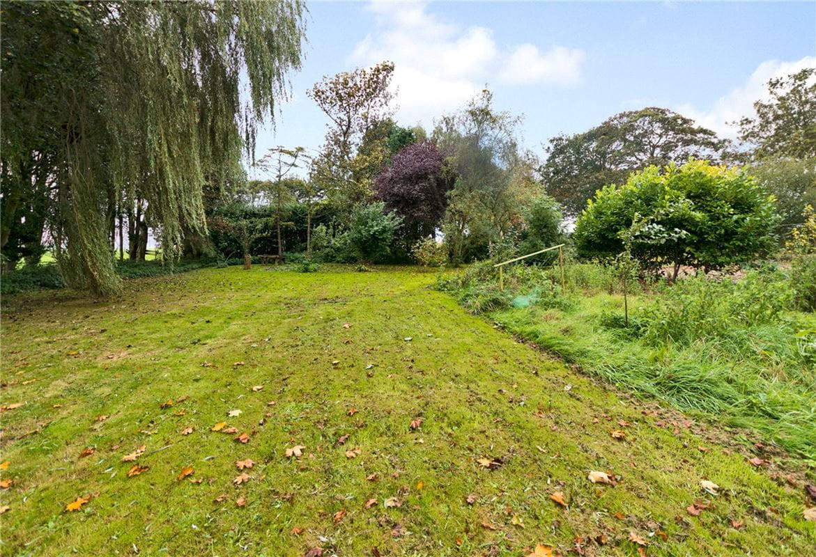 4 bedroom house, Channel Road, Sunk Island HU12 - Sold