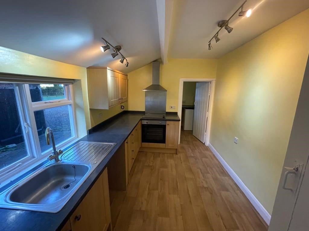 4 bedroom cottage, Wintringham, Malton YO17 - Available