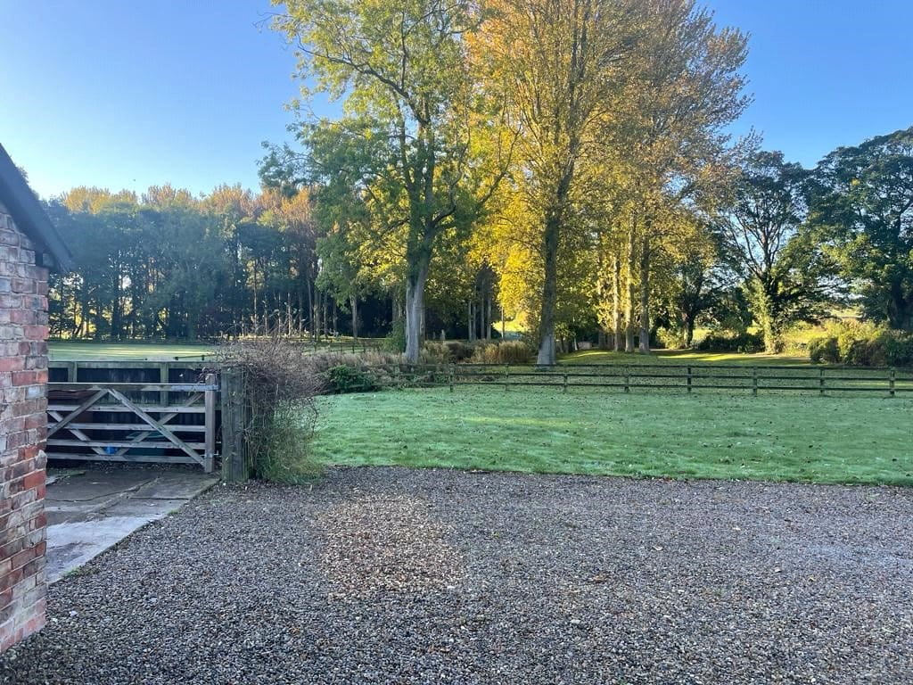 4 bedroom cottage, Wintringham, Malton YO17 - Available