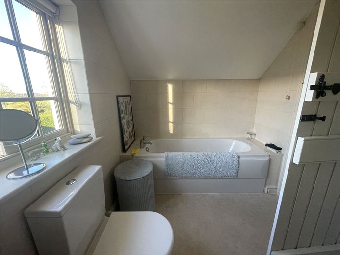 2 bedroom house, Wintringham, Malton YO17 - Available